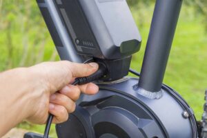 comparatif-batterie-velo-electrique-36v-samsung-avis-et-prix-a-frejus-materiel-pour-vae